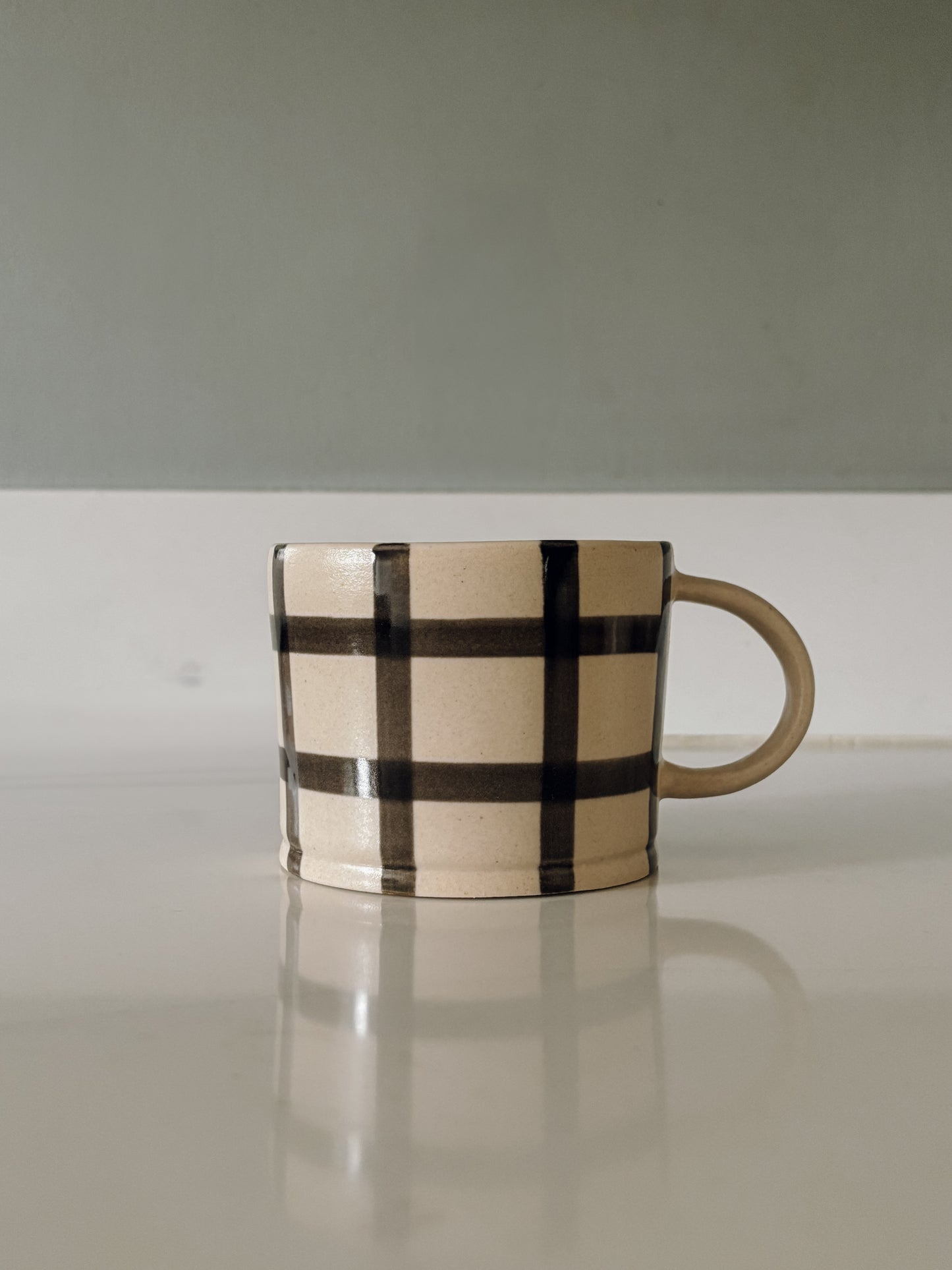 Gingham Mug - Pebble