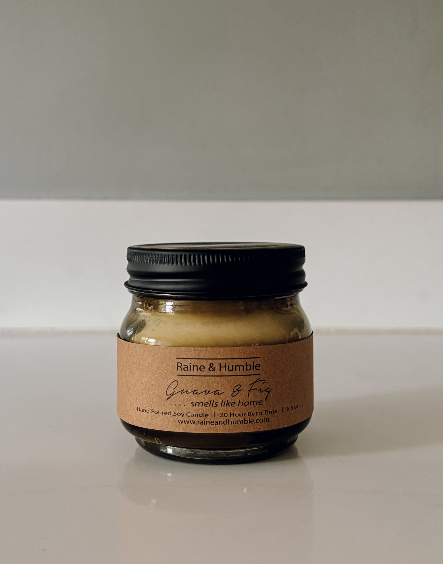 Soy Wax Scented Candle – Guava & Fig