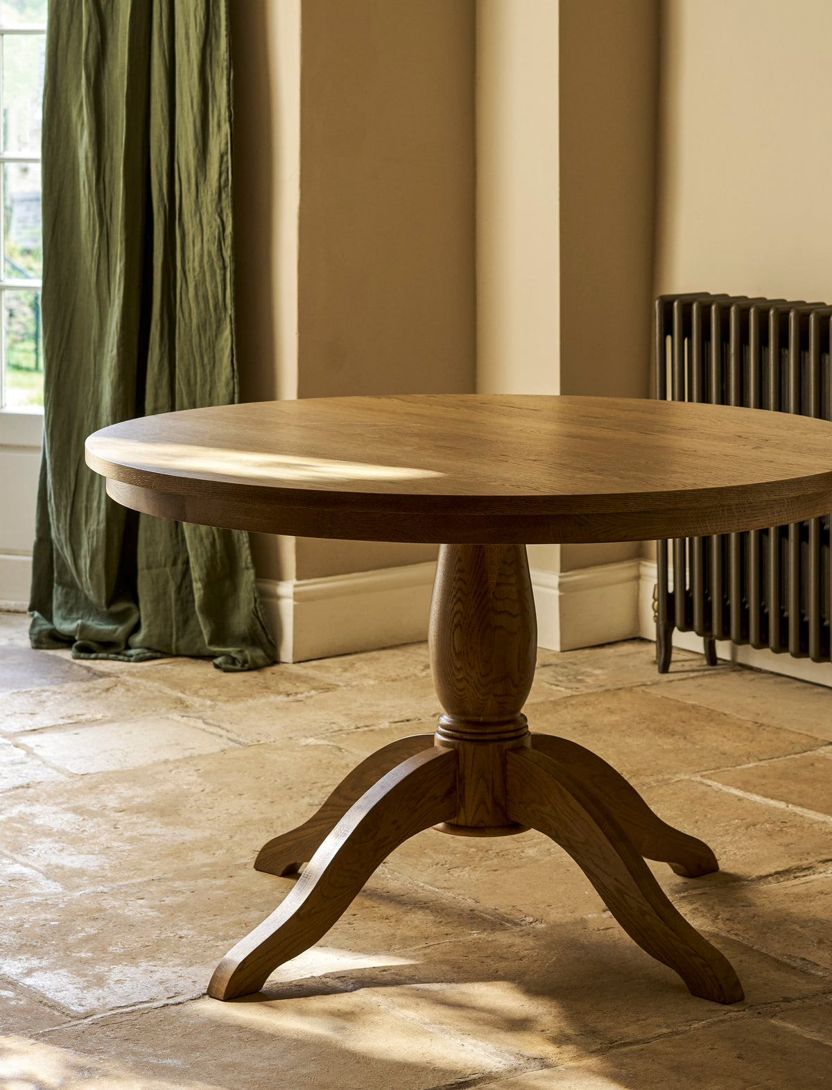 Oakhill Round Dining Table - Oak Wood, Dark Natural, Large