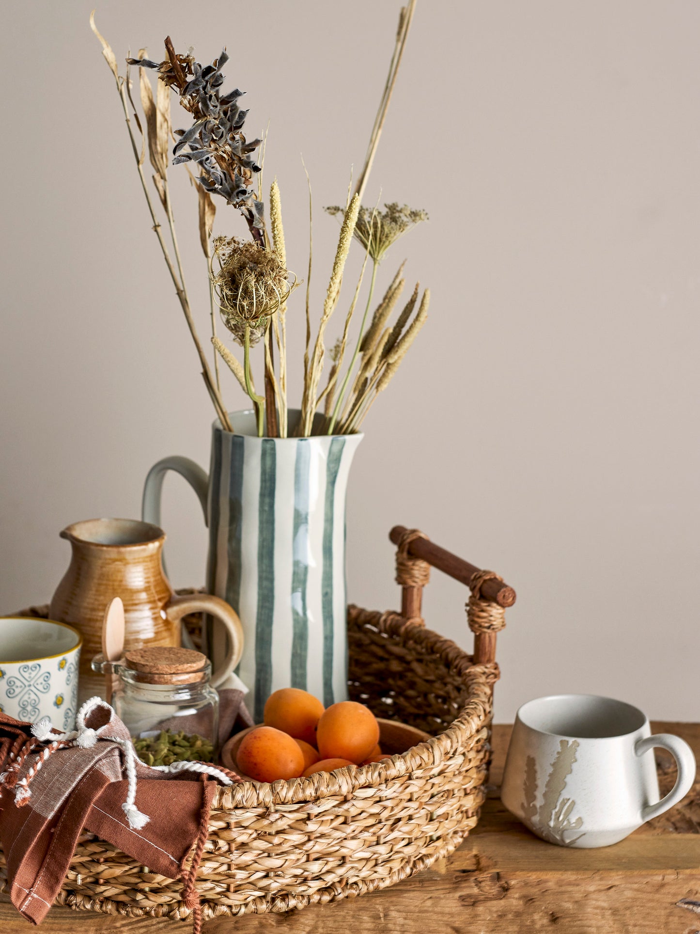 Begonia Jug, Green, Stoneware