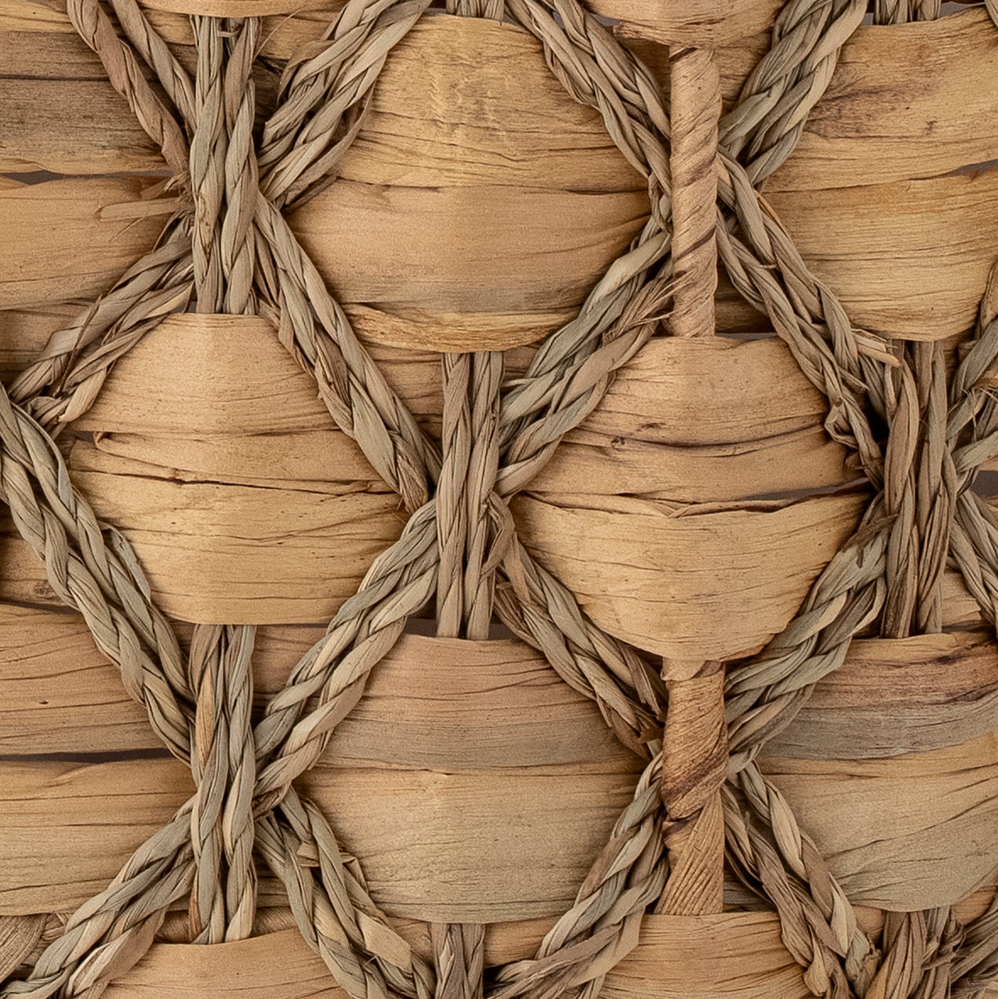 Joleen Basket, Nature, Water Hyacinth