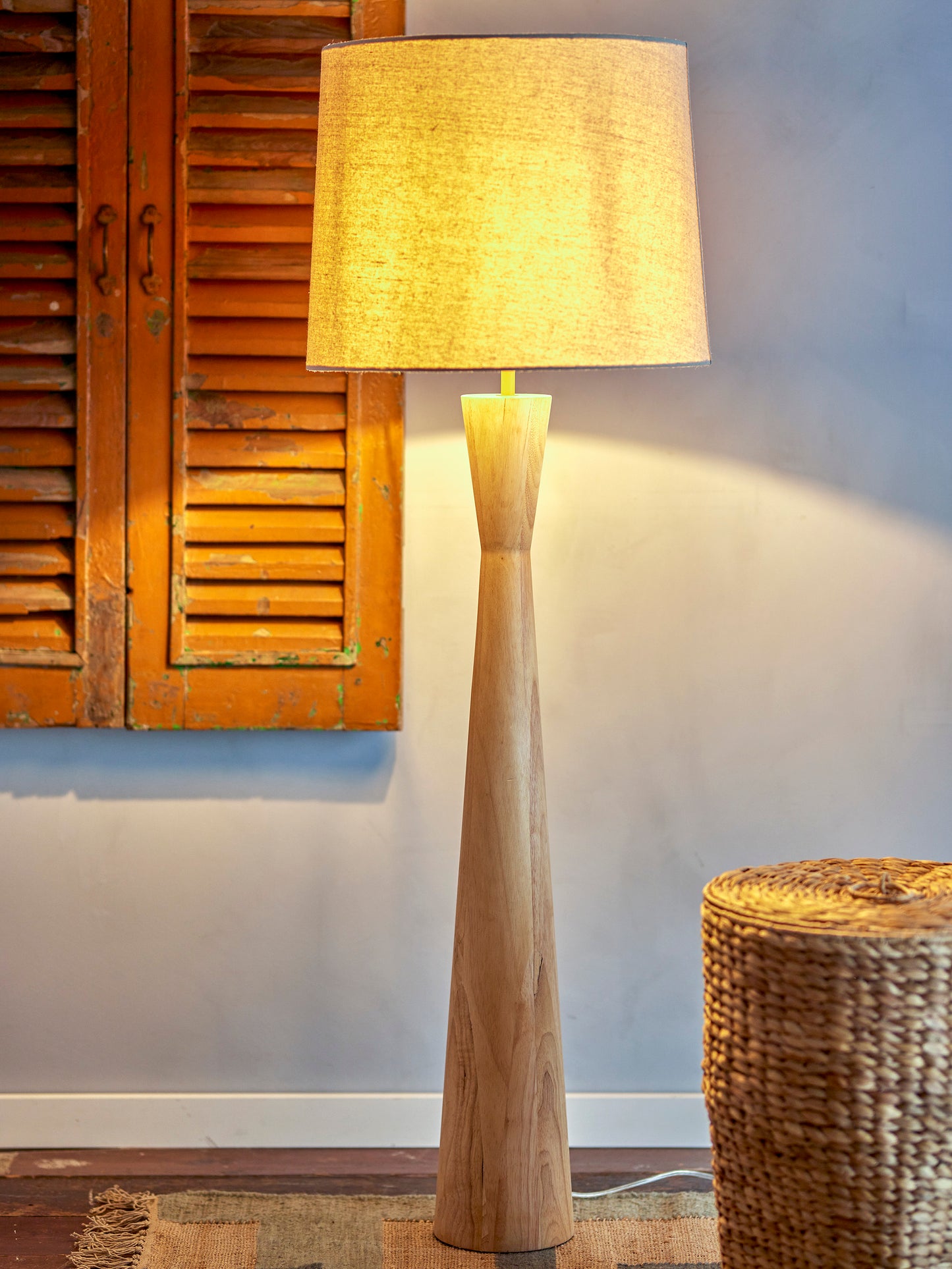 Leonor Floor Lamp, Nature, Rubberwood