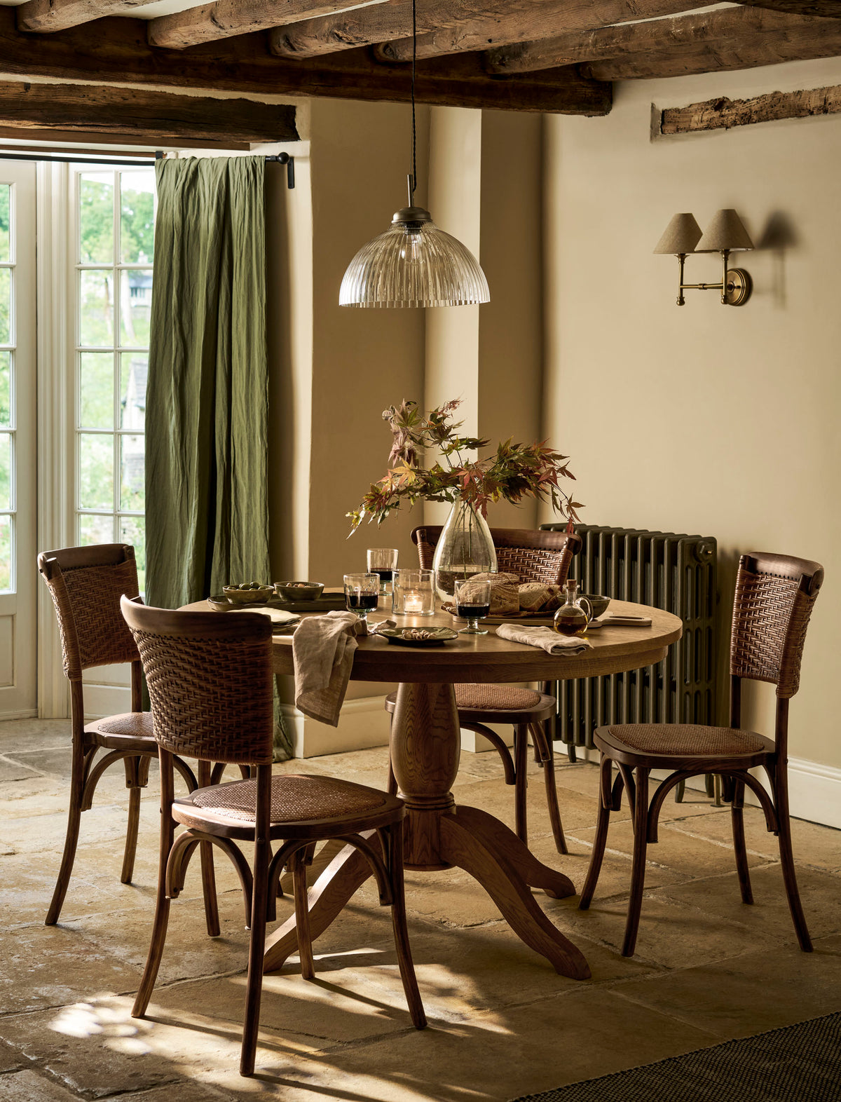 Oakhill Round Dining Table - Oak Wood, Dark Natural, Large