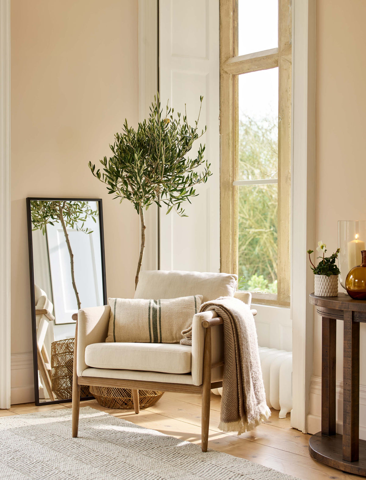 Kennington Armchair - Ash Wood, Natural