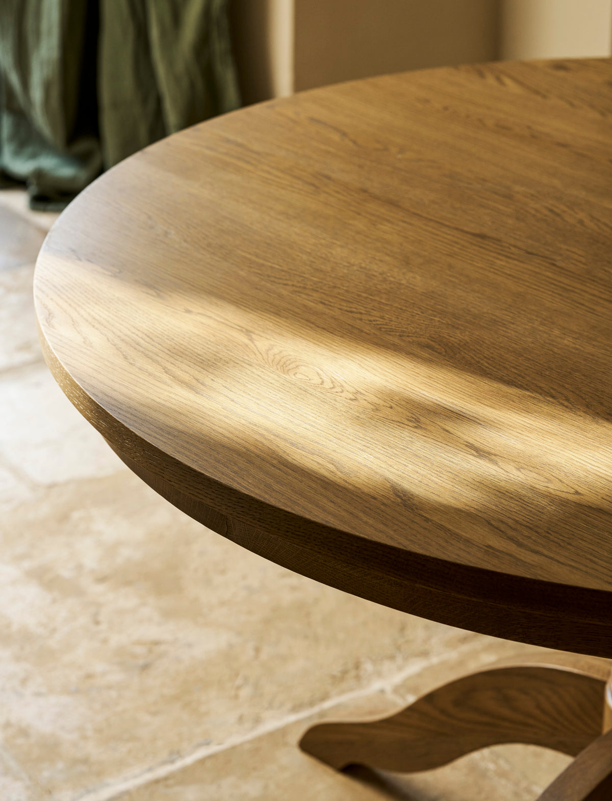 Oakhill Round Dining Table - Oak Wood, Dark Natural, Large
